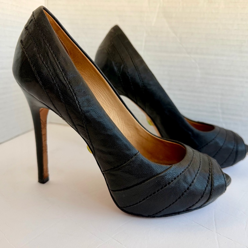 L.A.M.B Tansy Black Leather Peep-Toe Stiletto Pumps-Size 6